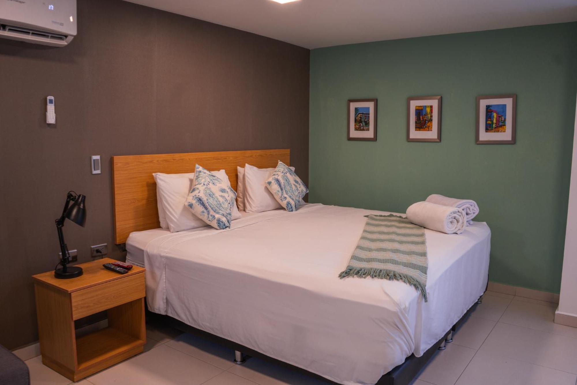 Hotel Bambu Milla De Oro 麦德林 外观 照片