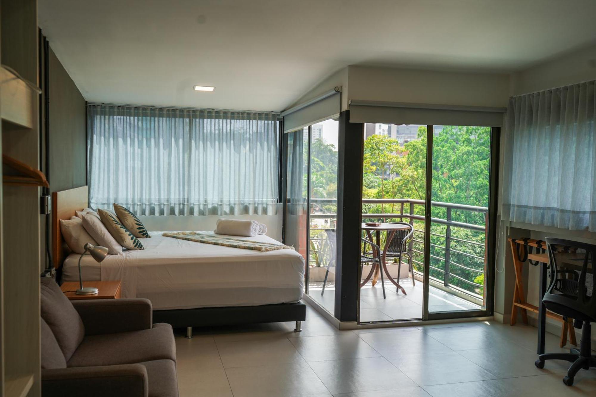 Hotel Bambu Milla De Oro 麦德林 外观 照片